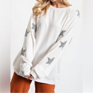 Easel Cream Sweater with Gray Star Details